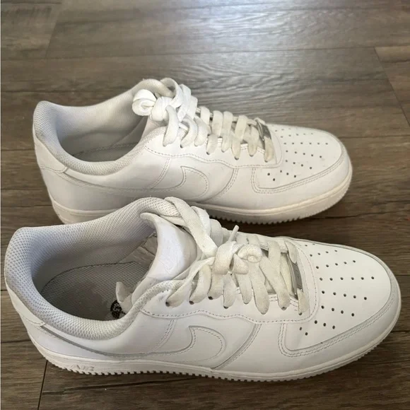 Men’s White Nike Air Force 1 ‘07 - Size US 8.5 - Picture 5 of 8